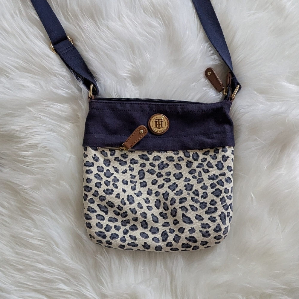 Tommy Hilfiger Crossbody Bag